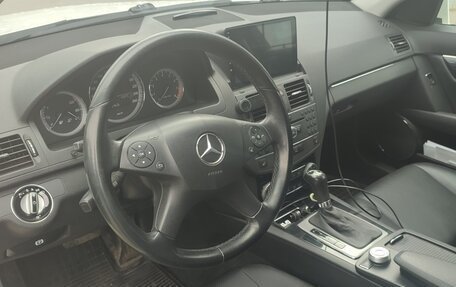 Mercedes-Benz C-Класс, 2010 год, 1 350 000 рублей, 3 фотография