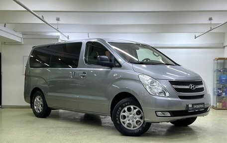 Hyundai Grand Starex Grand Starex I рестайлинг 2, 2010 год, 1 645 000 рублей, 3 фотография