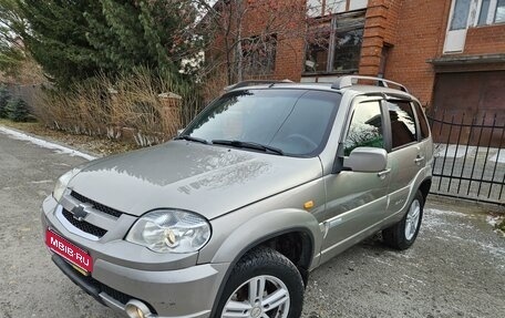 Chevrolet Niva I рестайлинг, 2011 год, 557 000 рублей, 1 фотография