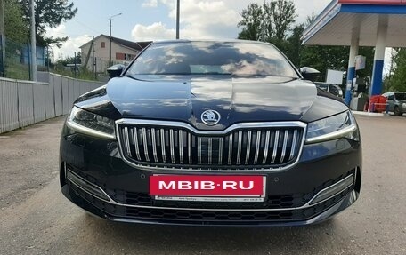 Skoda Superb III рестайлинг, 2020 год, 3 480 000 рублей, 3 фотография