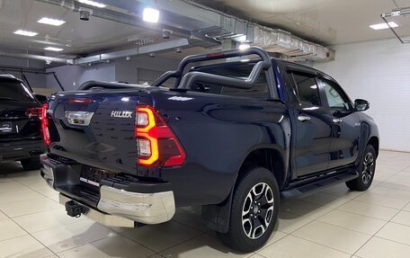 Toyota Hilux VIII, 2021 год, 5 200 000 рублей, 7 фотография