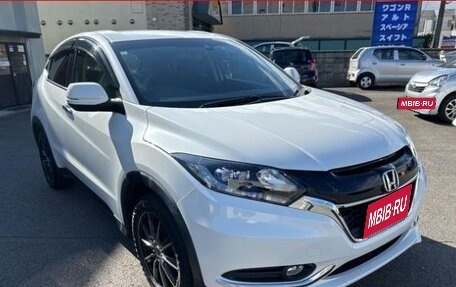 Honda Vezel, 2018 год, 1 850 000 рублей, 1 фотография