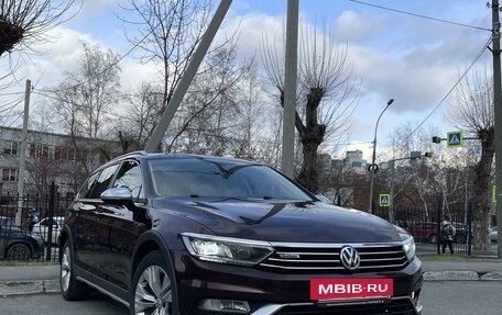 Volkswagen Passat B8 рестайлинг, 2017 год, 3 330 000 рублей, 3 фотография