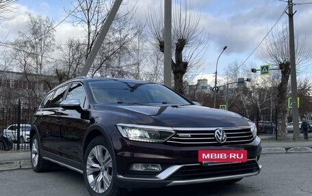 Volkswagen Passat B8 рестайлинг, 2017 год, 3 330 000 рублей, 2 фотография