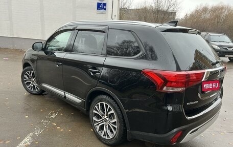 Mitsubishi Outlander III рестайлинг 3, 2020 год, 3 043 900 рублей, 7 фотография