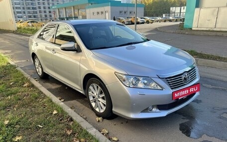 Toyota Camry, 2012 год, 1 990 000 рублей, 3 фотография