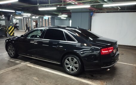 Audi A8, 2011 год, 3 100 000 рублей, 4 фотография