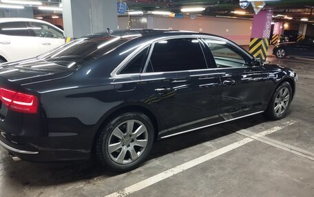 Audi A8, 2011 год, 3 100 000 рублей, 7 фотография