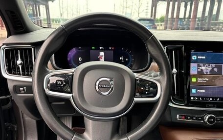 Volvo S90 II рестайлинг, 2022 год, 3 845 027 рублей, 11 фотография