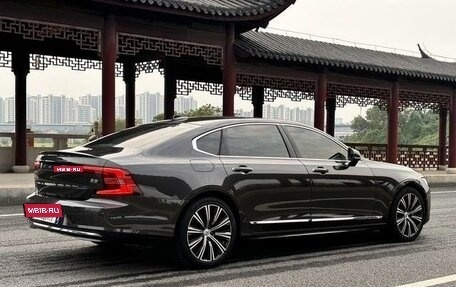 Volvo S90 II рестайлинг, 2022 год, 3 845 027 рублей, 4 фотография