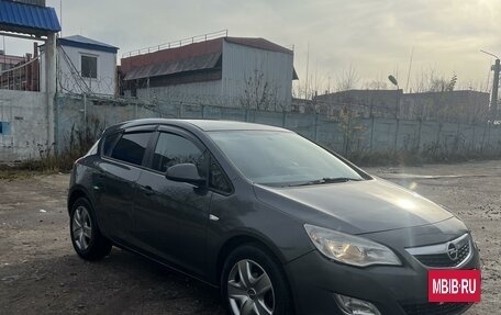 Opel Astra J, 2012 год, 610 000 рублей, 2 фотография