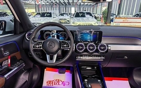 Mercedes-Benz GLB, 2022 год, 4 800 000 рублей, 4 фотография