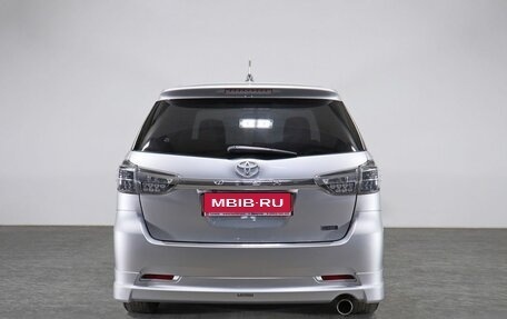 Toyota Wish II, 2012 год, 1 735 000 рублей, 4 фотография