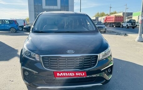 KIA Carnival III, 2019 год, 2 650 000 рублей, 3 фотография