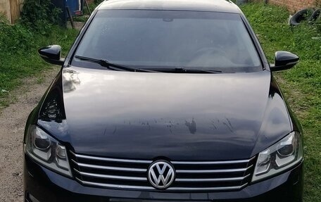 Volkswagen Passat B7, 2011 год, 899 999 рублей, 2 фотография