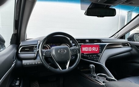 Toyota Camry, 2019 год, 3 085 000 рублей, 6 фотография