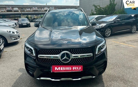 Mercedes-Benz GLB, 2021 год, 3 850 000 рублей, 2 фотография