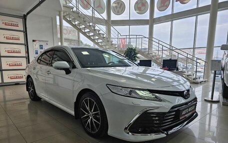 Toyota Camry, 2021 год, 4 799 000 рублей, 7 фотография