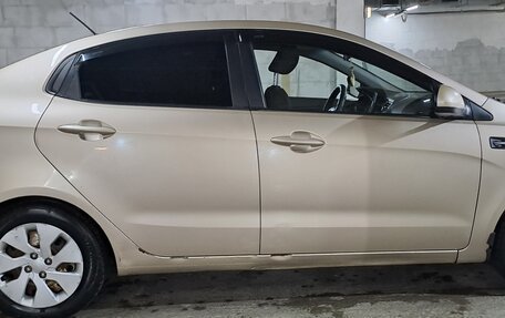 KIA Rio III рестайлинг, 2014 год, 750 000 рублей, 2 фотография