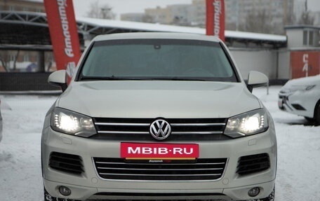 Volkswagen Touareg III, 2012 год, 2 300 000 рублей, 3 фотография