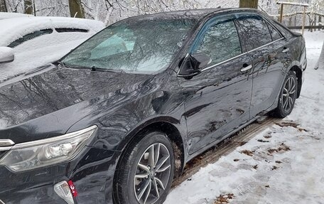 Toyota Camry, 2017 год, 2 500 000 рублей, 2 фотография