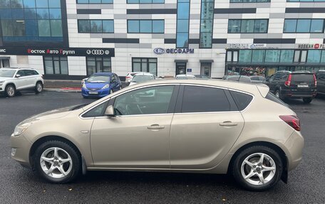 Opel Astra J, 2011 год, 920 000 рублей, 6 фотография