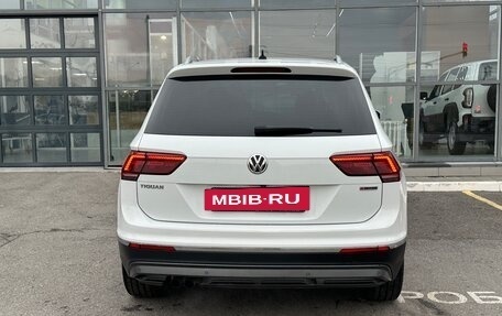 Volkswagen Tiguan II, 2019 год, 3 280 000 рублей, 16 фотография