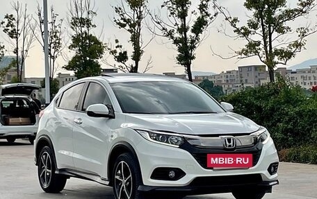 Honda Vezel, 2021 год, 1 923 000 рублей, 3 фотография