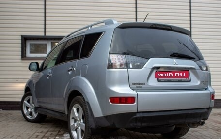 Mitsubishi Outlander III рестайлинг 3, 2008 год, 1 650 000 рублей, 8 фотография