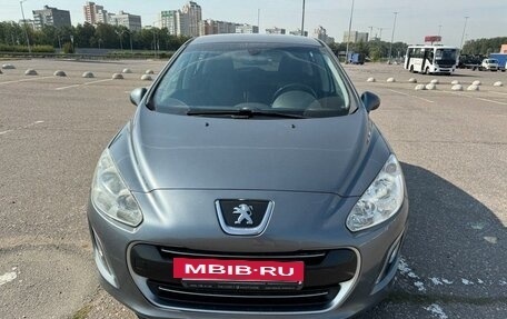 Peugeot 308 II, 2011 год, 625 000 рублей, 2 фотография