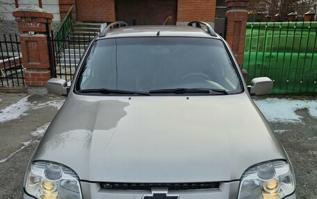 Chevrolet Niva I рестайлинг, 2011 год, 557 000 рублей, 4 фотография