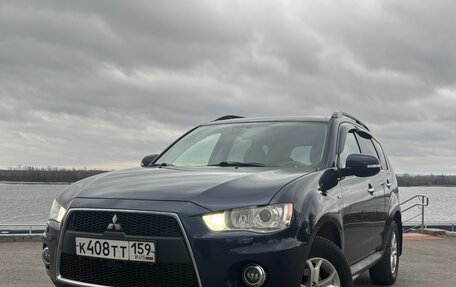 Mitsubishi Outlander III рестайлинг 3, 2011 год, 1 890 000 рублей, 1 фотография