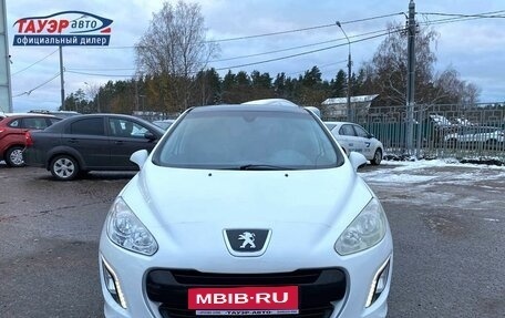 Peugeot 308 II, 2011 год, 699 000 рублей, 2 фотография