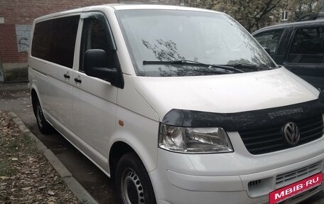 Volkswagen Transporter T5 рестайлинг, 2006 год, 1 350 000 рублей, 2 фотография