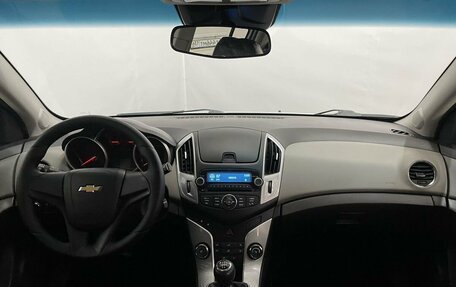 Chevrolet Cruze II, 2013 год, 915 000 рублей, 11 фотография