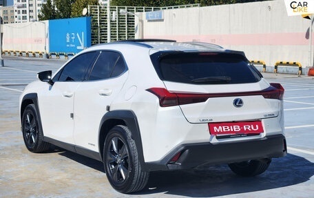 Lexus UX I, 2021 год, 3 300 000 рублей, 2 фотография