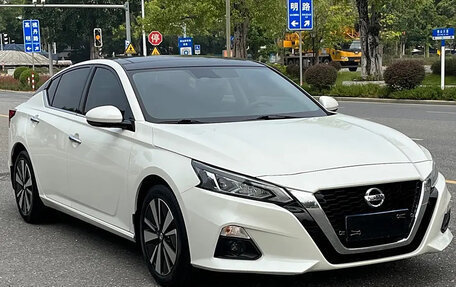 Nissan Altima VI (L34), 2022 год, 2 600 000 рублей, 3 фотография