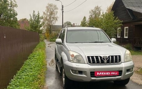 Toyota Land Cruiser Prado 120 рестайлинг, 2004 год, 1 630 000 рублей, 8 фотография