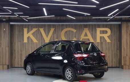 Toyota Vitz, 2019 год, 1 267 000 рублей, 6 фотография