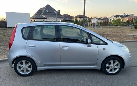 Mitsubishi Colt VI рестайлинг, 2003 год, 475 000 рублей, 10 фотография