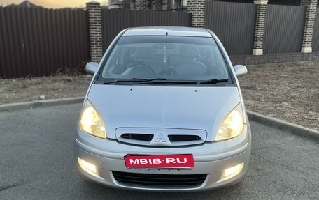 Mitsubishi Colt VI рестайлинг, 2003 год, 475 000 рублей, 14 фотография