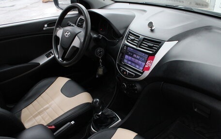 Hyundai Solaris II рестайлинг, 2014 год, 799 000 рублей, 9 фотография