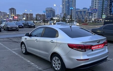 KIA Rio III рестайлинг, 2015 год, 900 000 рублей, 6 фотография