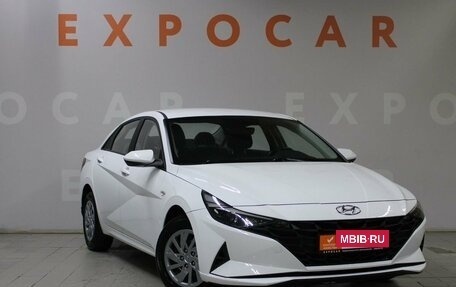 Hyundai Elantra, 2021 год, 2 040 000 рублей, 3 фотография