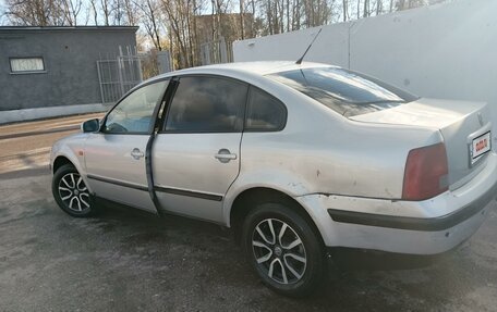 Volkswagen Passat B5+ рестайлинг, 1998 год, 320 000 рублей, 3 фотография