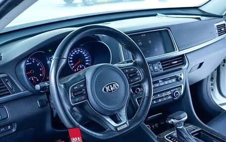 KIA K5 II, 2016 год, 1 800 000 рублей, 7 фотография