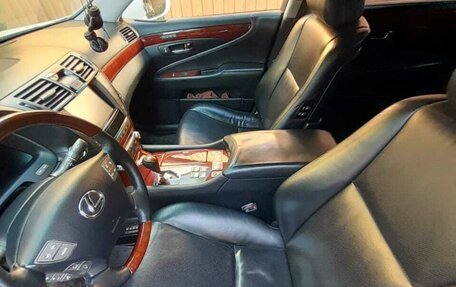 Lexus LS IV, 2010 год, 1 850 000 рублей, 16 фотография