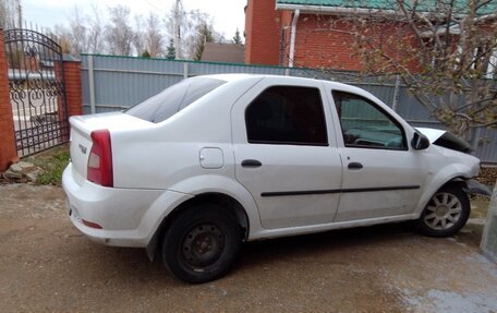 Renault Logan I, 2011 год, 200 000 рублей, 1 фотография