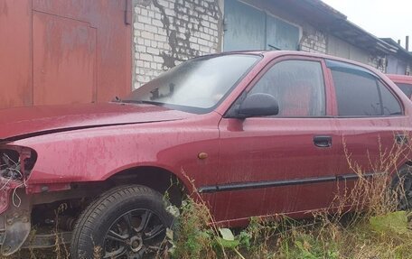 Hyundai Accent II, 2004 год, 205 000 рублей, 2 фотография