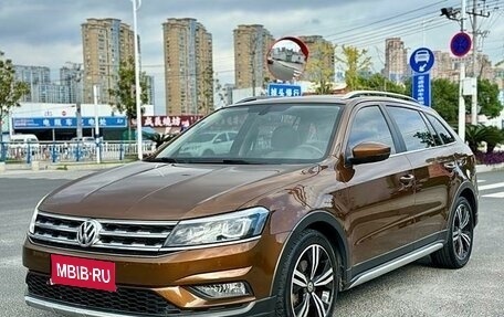 Volkswagen Lavida, 2017 год, 1 700 000 рублей, 1 фотография